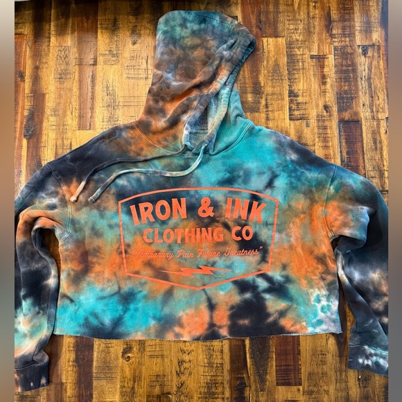 Iron & Ink Tops - Iron & Ink tie dye women's cropped sweatshirt sz M orange/teal/blue